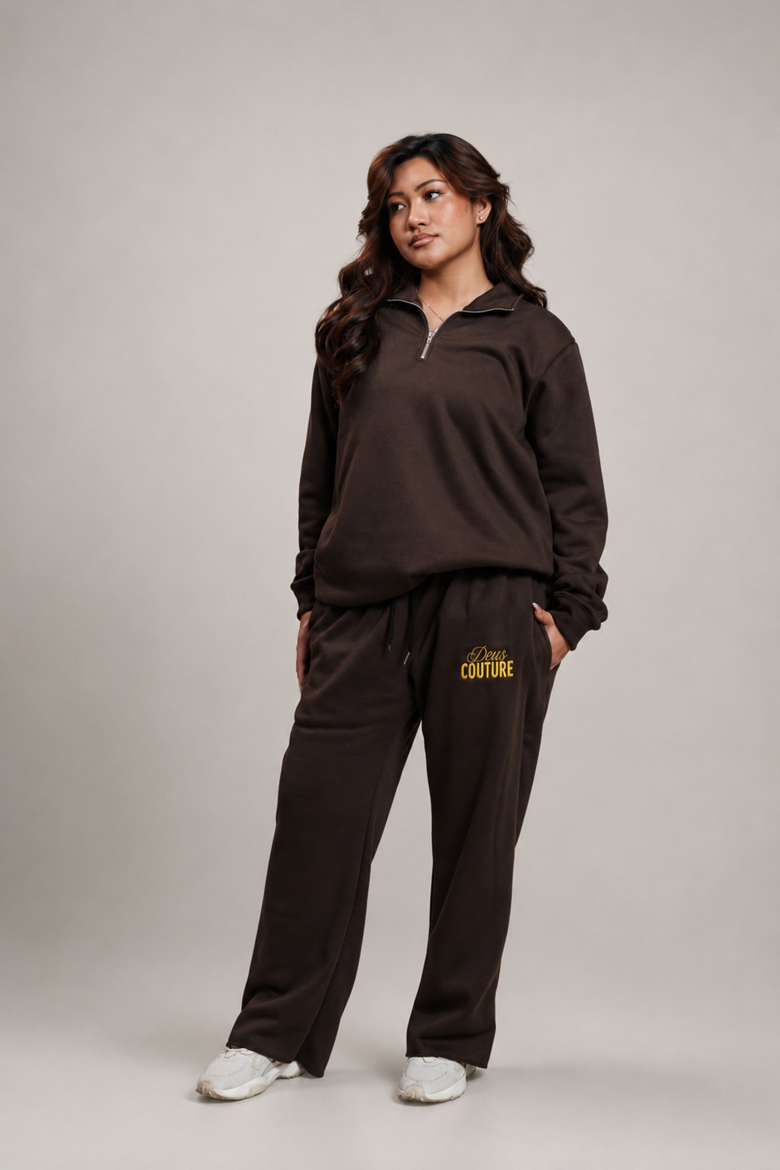 Athlete Club Quarter Zip in Chocolate Brown